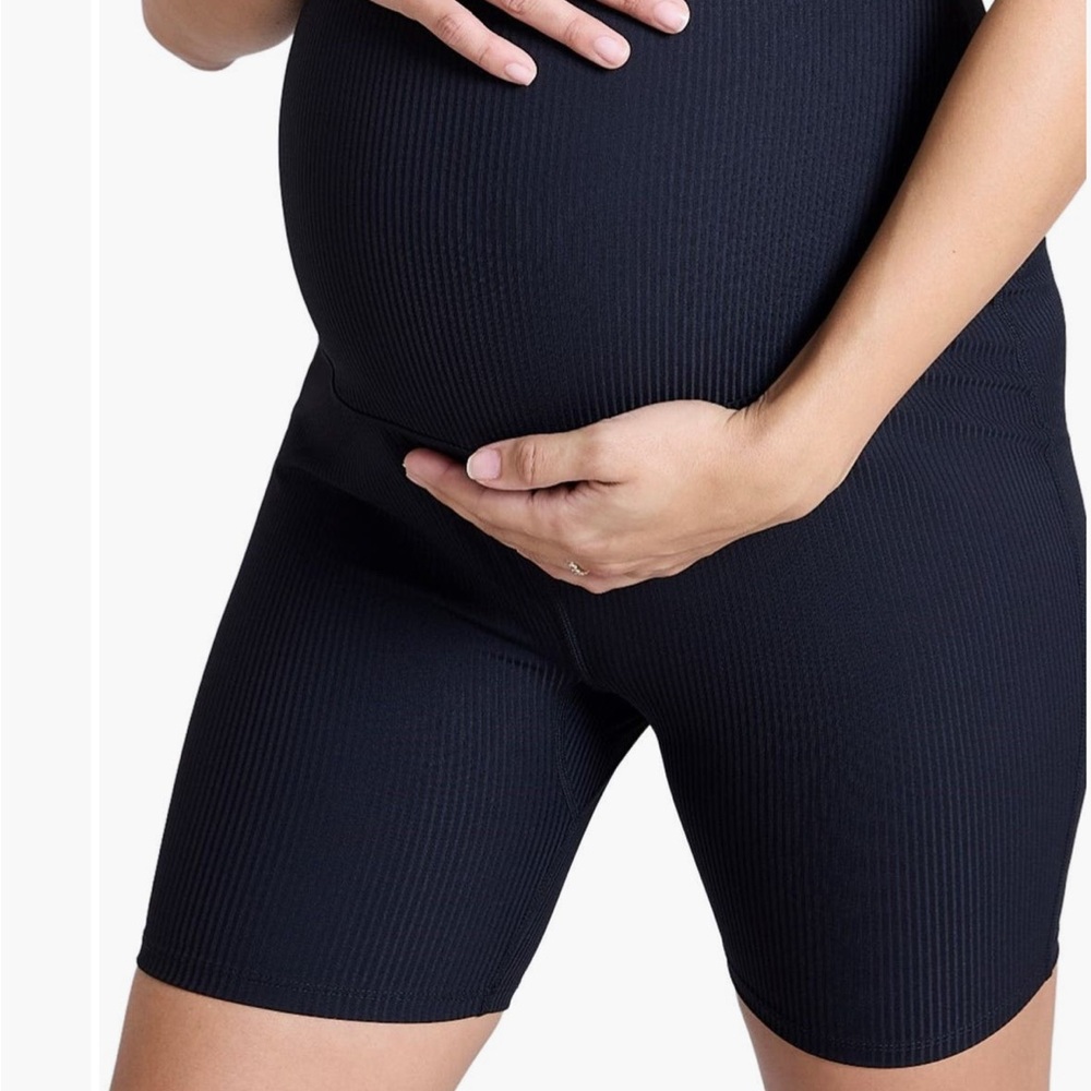 Motherhood Black Ribbed Maternity Bike Shorts size large